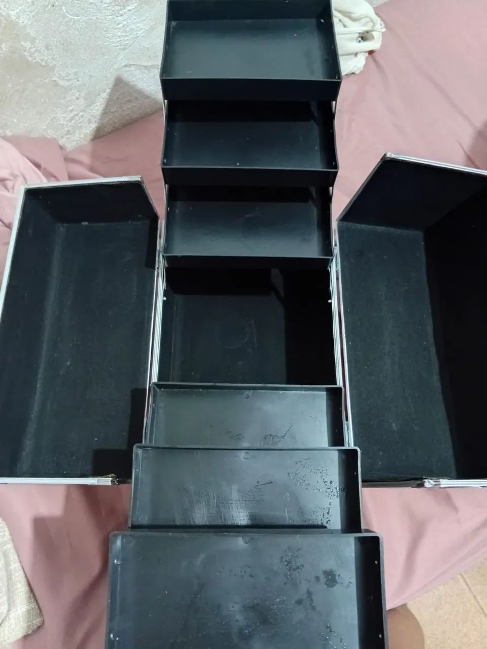 Vendo maleta de maquiagem  - Foto 4