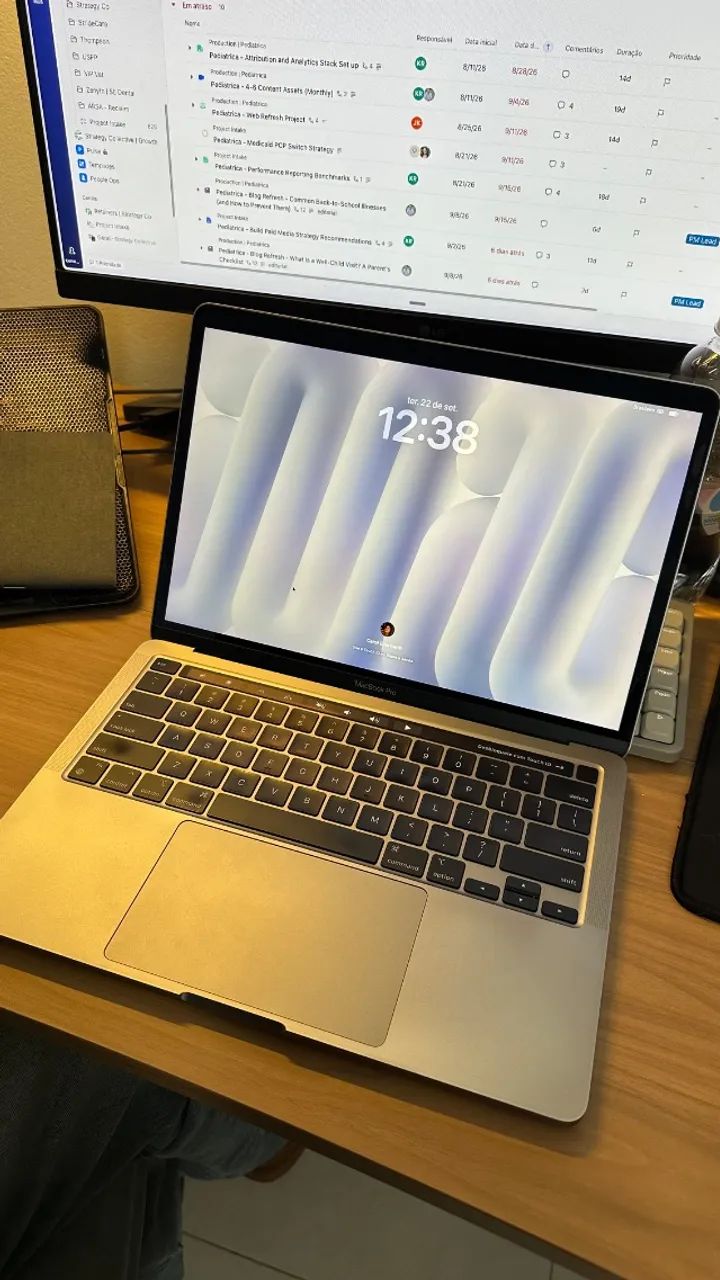 MacBook Pro M1 8/256 13? Silver 