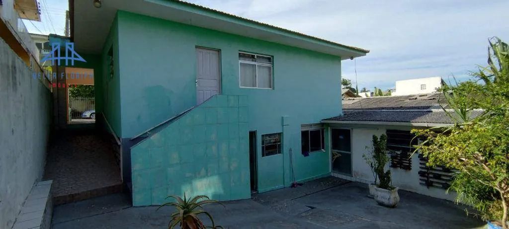 CASA À VENDA NA TRINDADE COM AMPLO TERRENO COM 574m², IDEAL PARA KITINETES - Foto 2