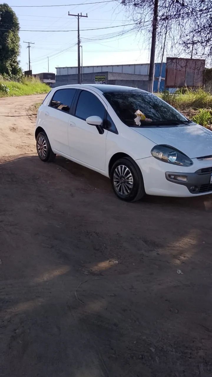 Fiat Punto Punto ESSENCE Dualogic 1.6 Flex 16V 5p 2015