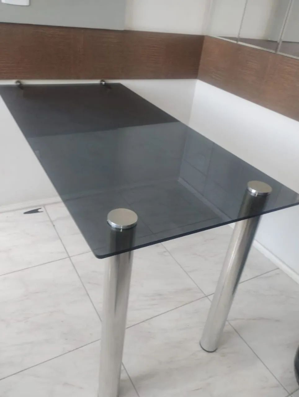 MESA  de  VIDRO  TEMPERADO  FUMÊ 