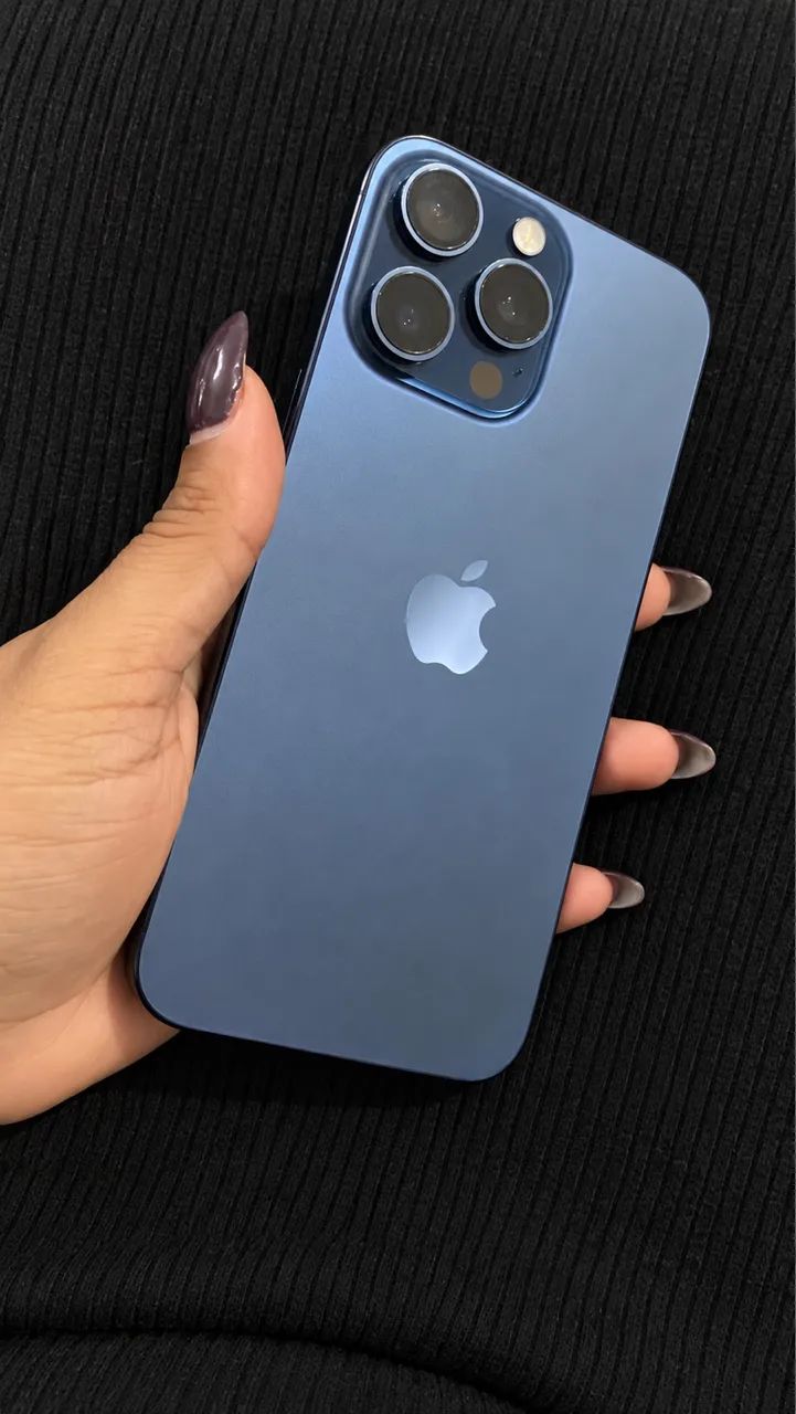 iPhone 15 Pro Max Azul  Impecável