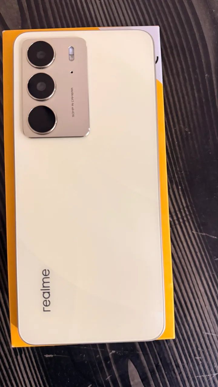 Vendo celular realme c75  - Foto 3