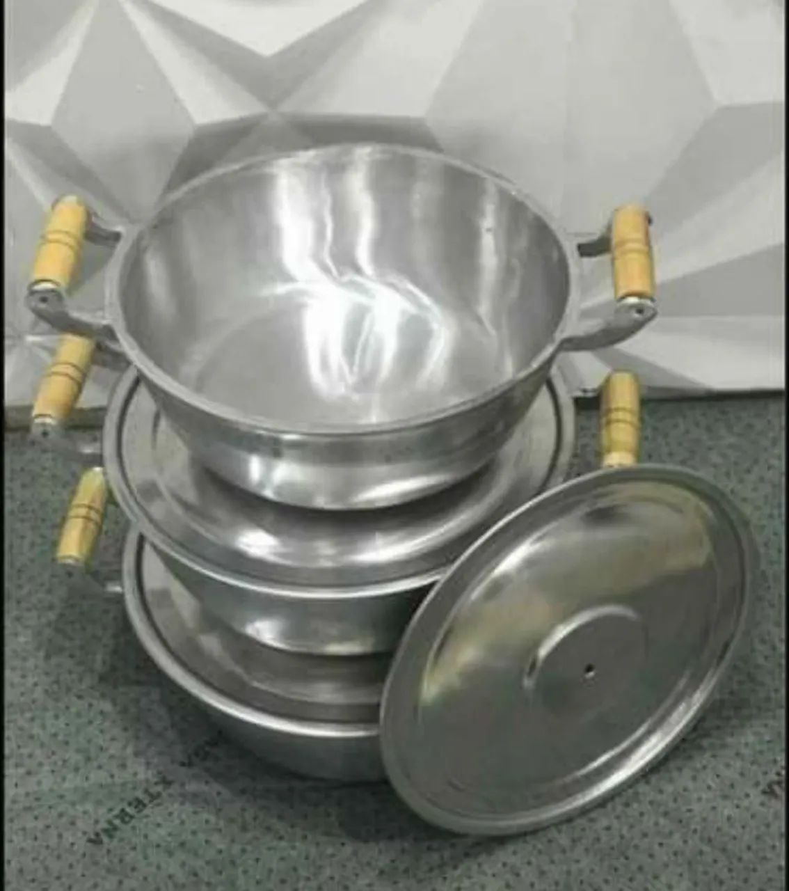 Kit de 3 Panelas alumínio batido  - Foto 3