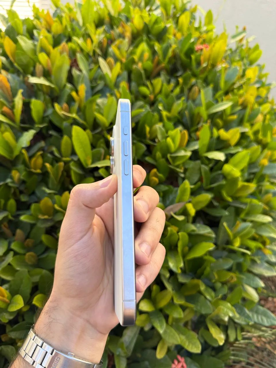 Iphone 15 Pro Max Excelente - Foto 2