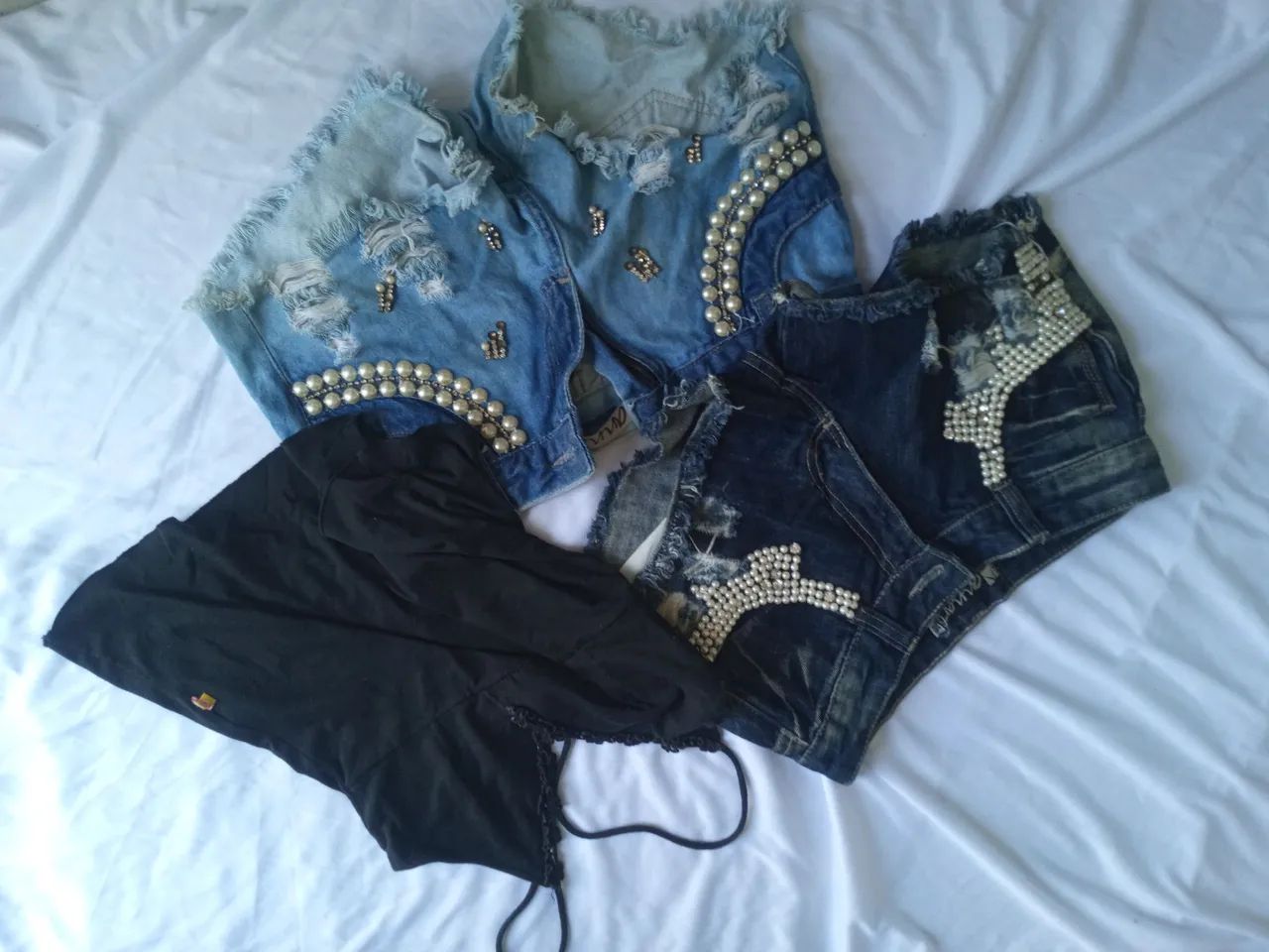 Roupa de bazar - Foto 2