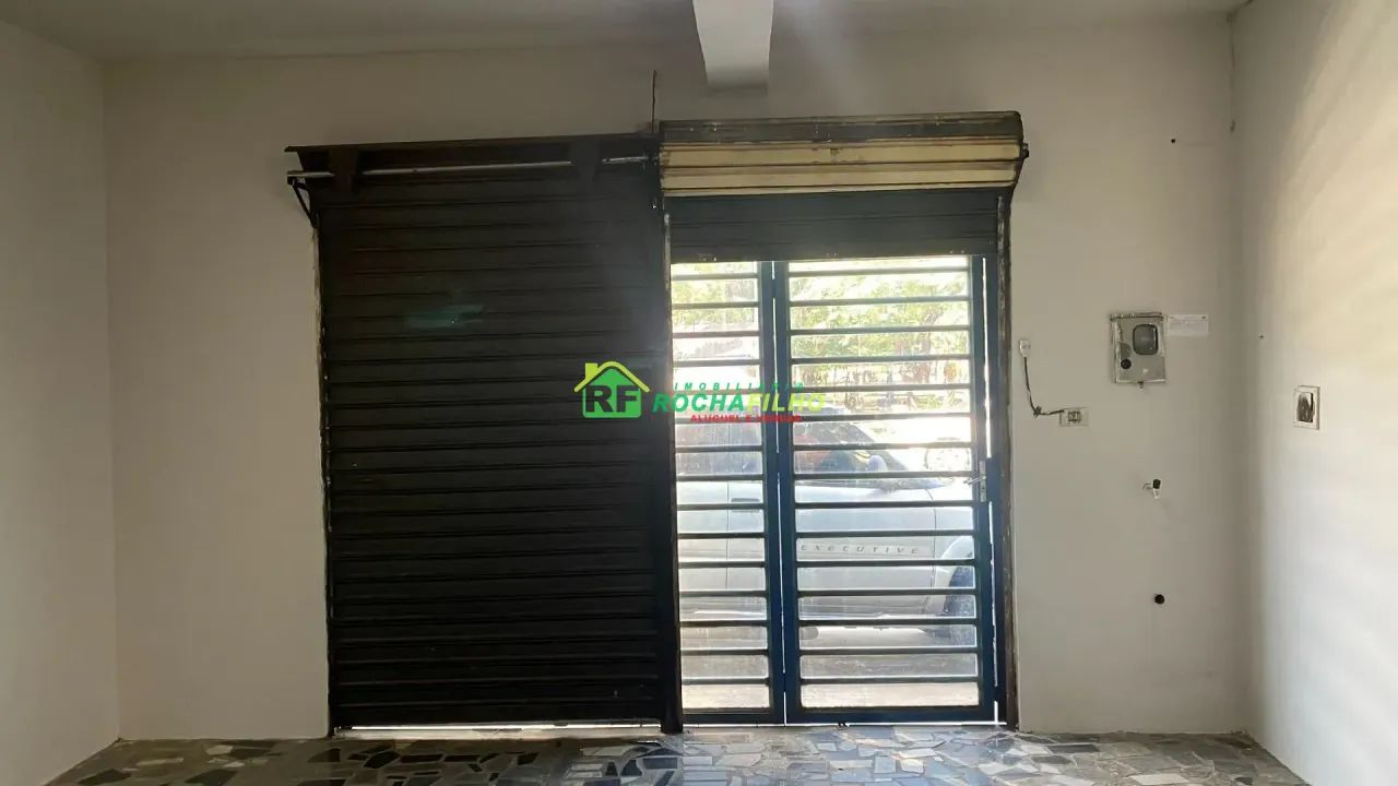 Ponto Comercial com 50m² e Banheiro - Foto 3