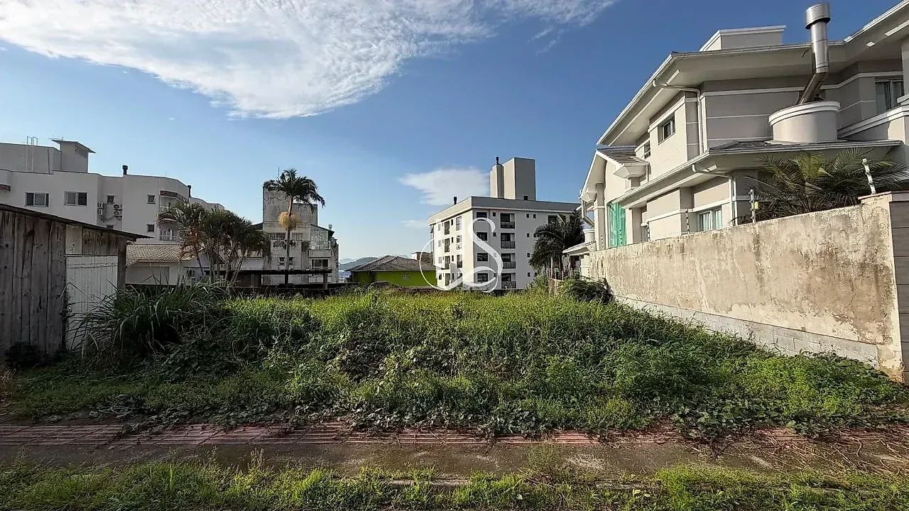 Terreno a venda, 666m², Pedra Branca - Palhoça - SC