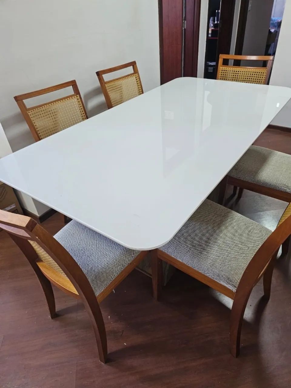 Mesa de Jantar com 6 Cadeiras - Foto 2