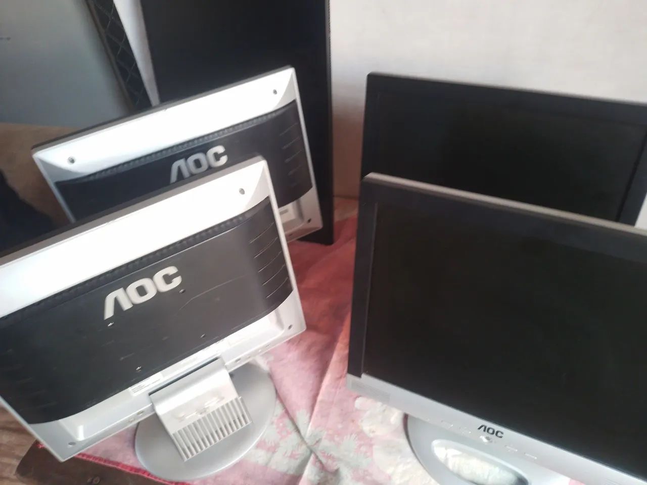 VENDO 02- MONITOR AOC 15 POLEGADAS..LEIA! - Foto 2