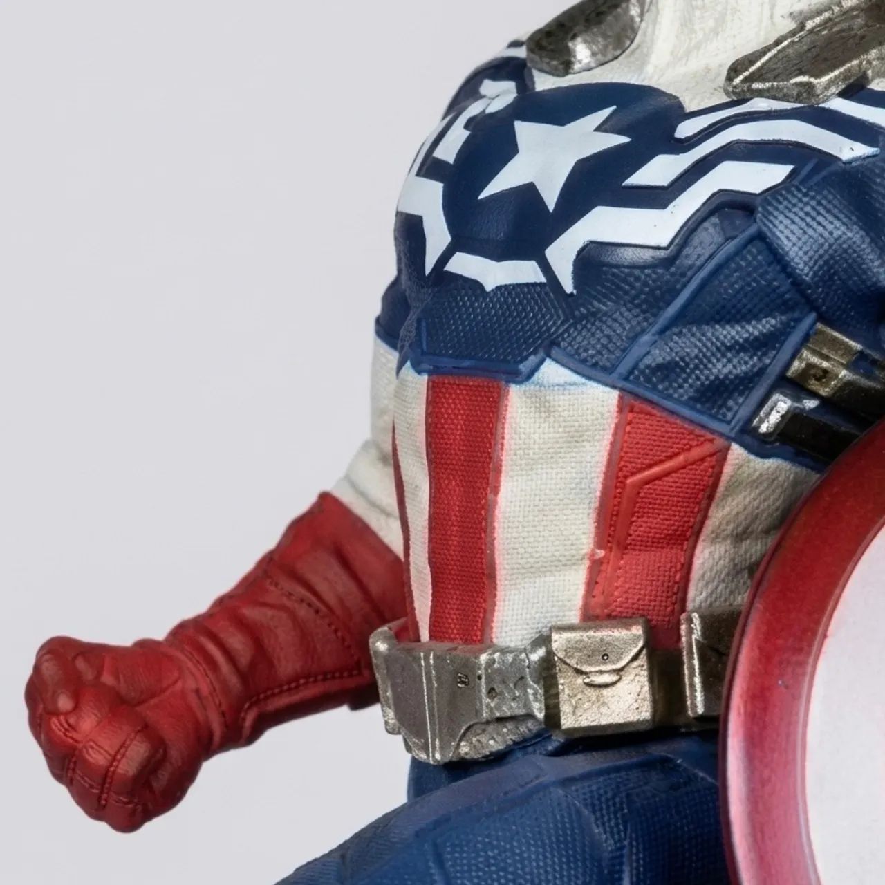 Capitão América Sam Wilson McFarlane - Foto 5
