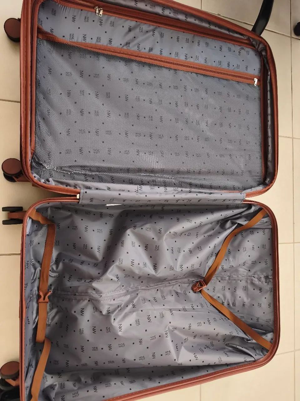 Mala grande e de alto padrão, 81 cm × 55 cm × 33 cm (32 polegadas). - Foto 6