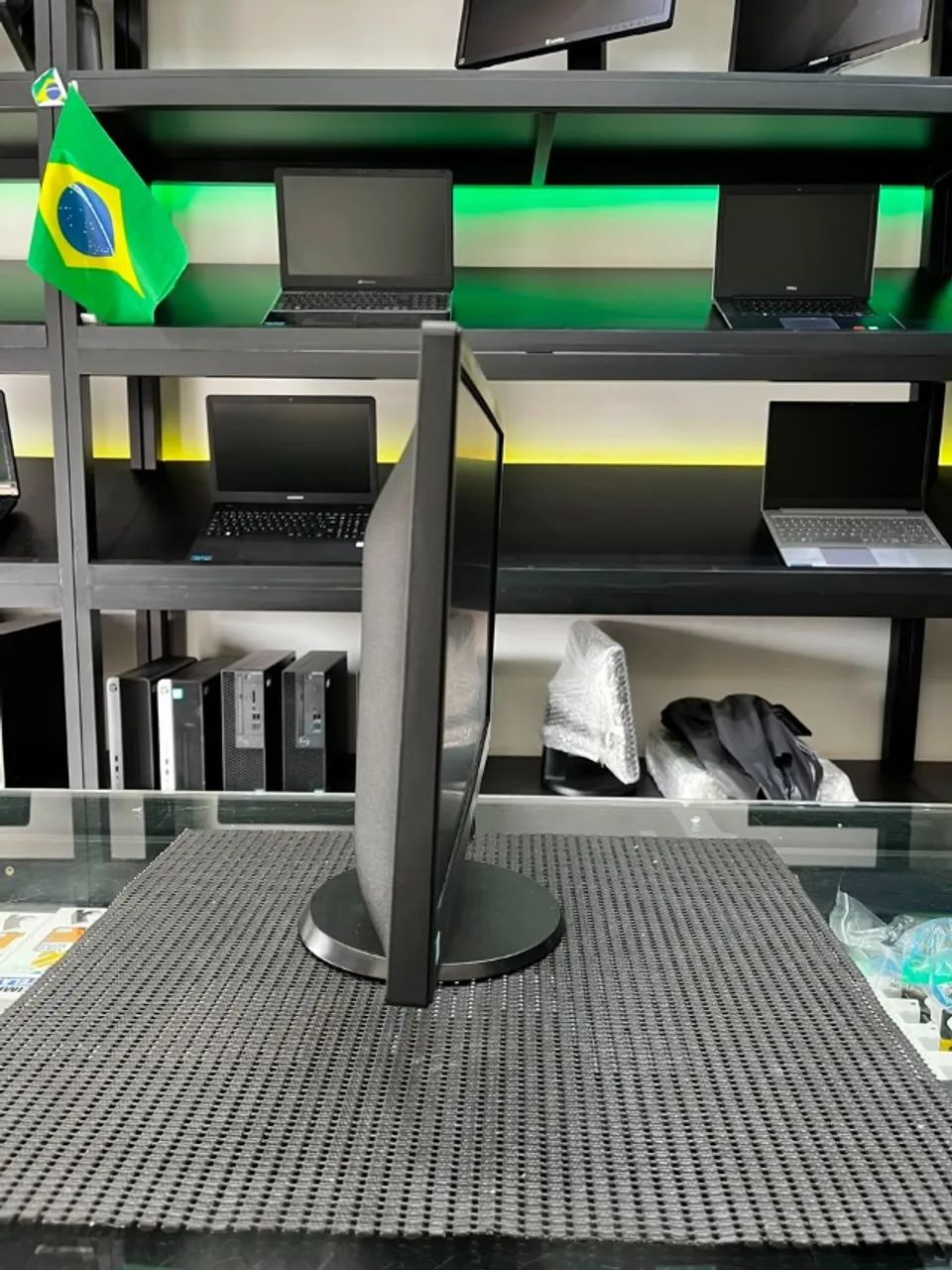 Monitor PHILIPS 193V5L 18.5" LED IPS - VGA - Foto 3