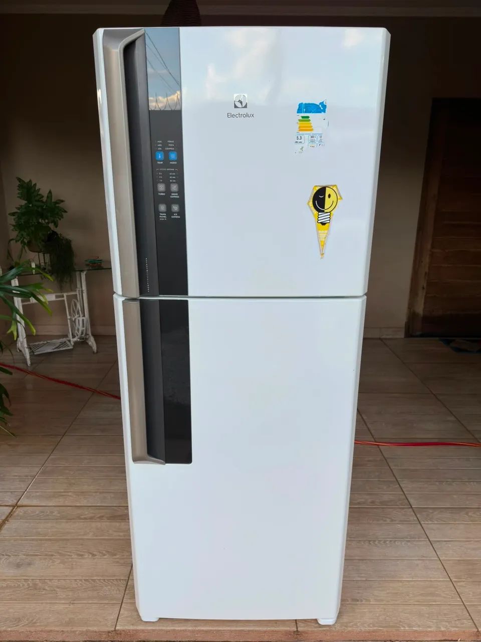 Geladeira Electrolux 450L