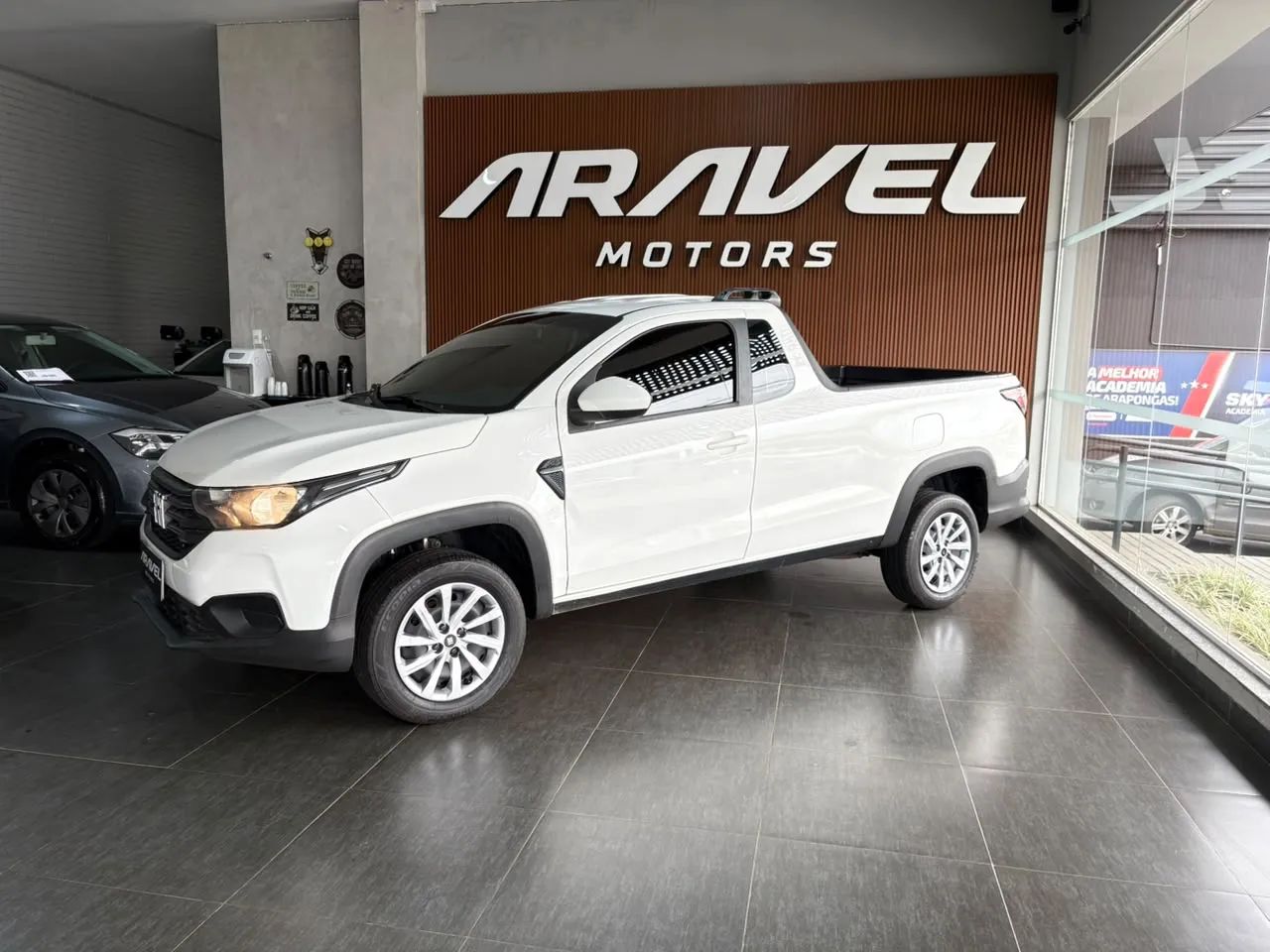Fiat Strada Endurance 1.4 Flex 8V CS Plus 2023 - Foto 3