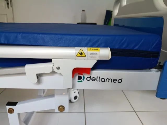 Cama hospitalar manual com colchão e colchão pneumático  - Foto 2