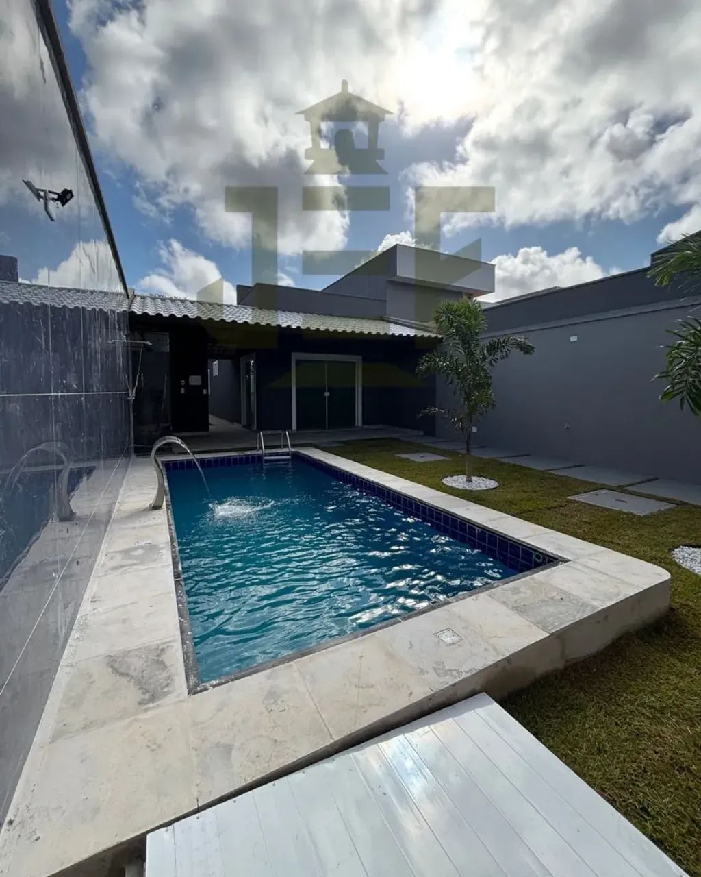 CASA COM PISCINA, 3 QUARTOS, SENDO 1 SUITE - Foto 3