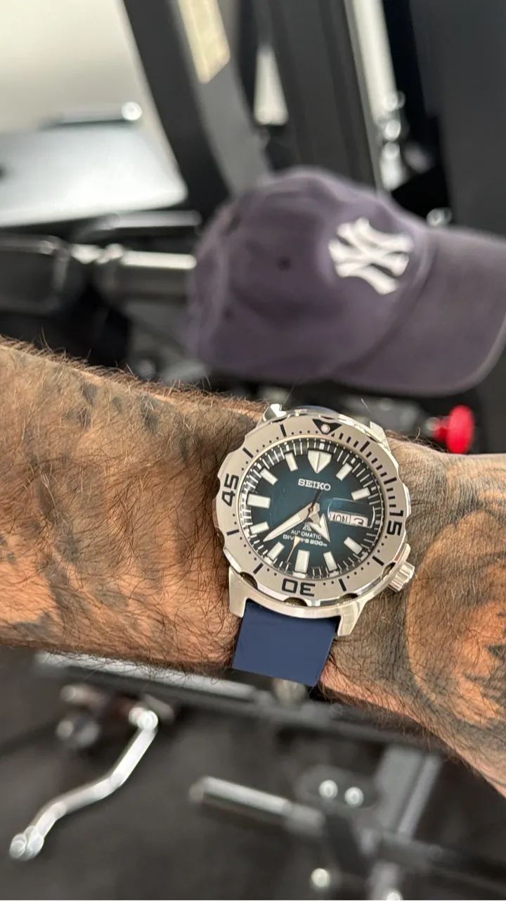 Seiko Prospex Monster Penguin SRPH75K1 + 2 Pulseiras - Foto 3