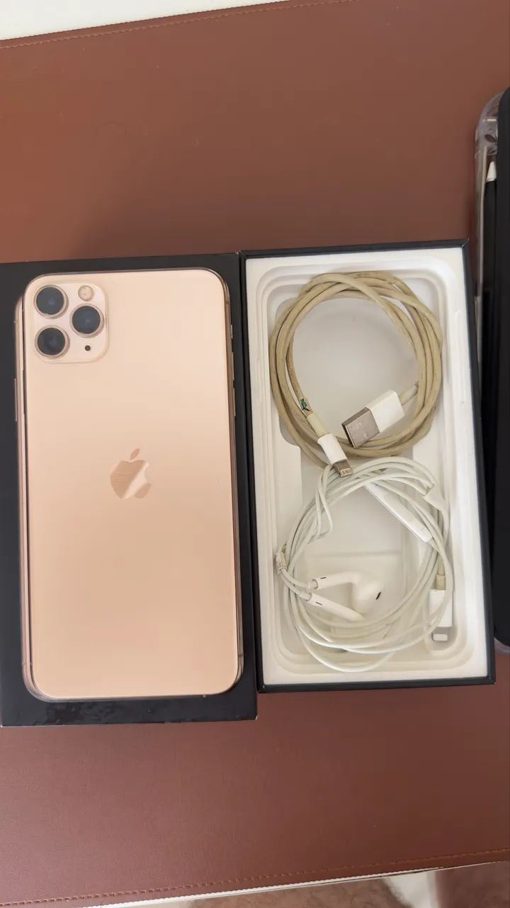 IPHONE 11 PRO MAX 64GB DOURADO - Celulares e Smartphones