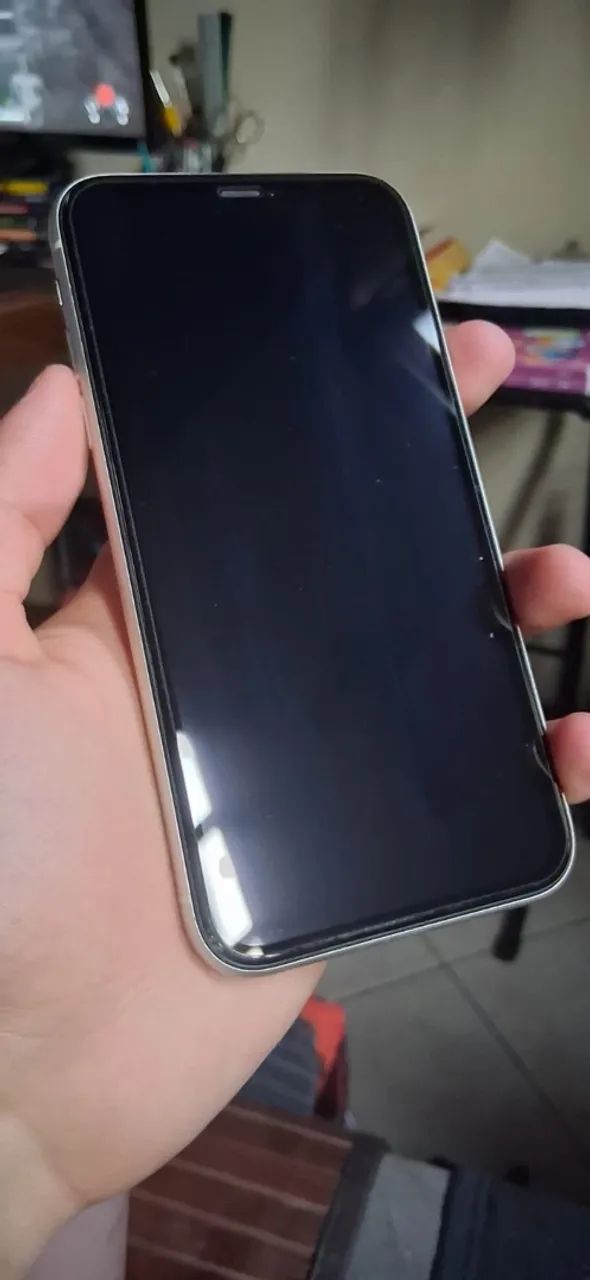 iPhone 11 - 64gb - excelente estado - Foto 3
