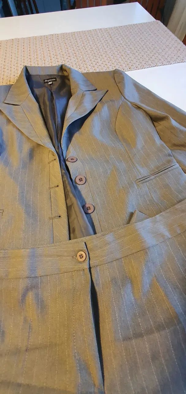 Conjunto blaiser e calça risca de giz - Foto 5