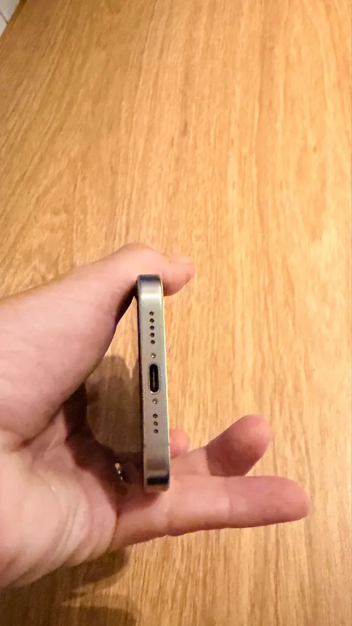 iPhone 15 pro 256g - Foto 3