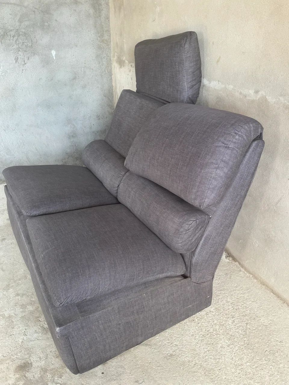 UmSofá de dois 2 lugares cor efeito jeans NOVO  - Foto 3
