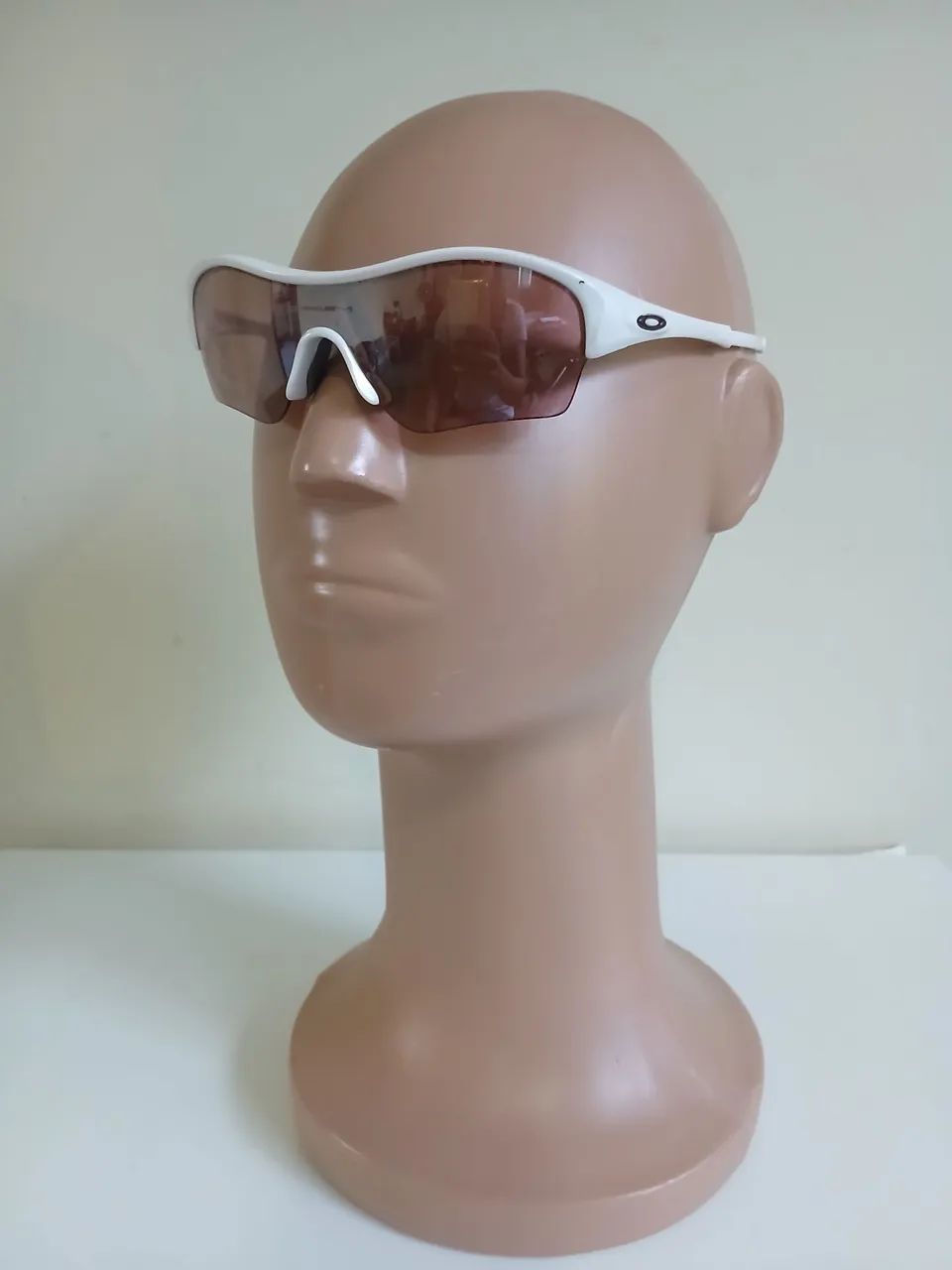 Óculos de Sol Oakley Branco Unissex Corrida Run Trainning Esporte Endure Enduro  - Foto 5