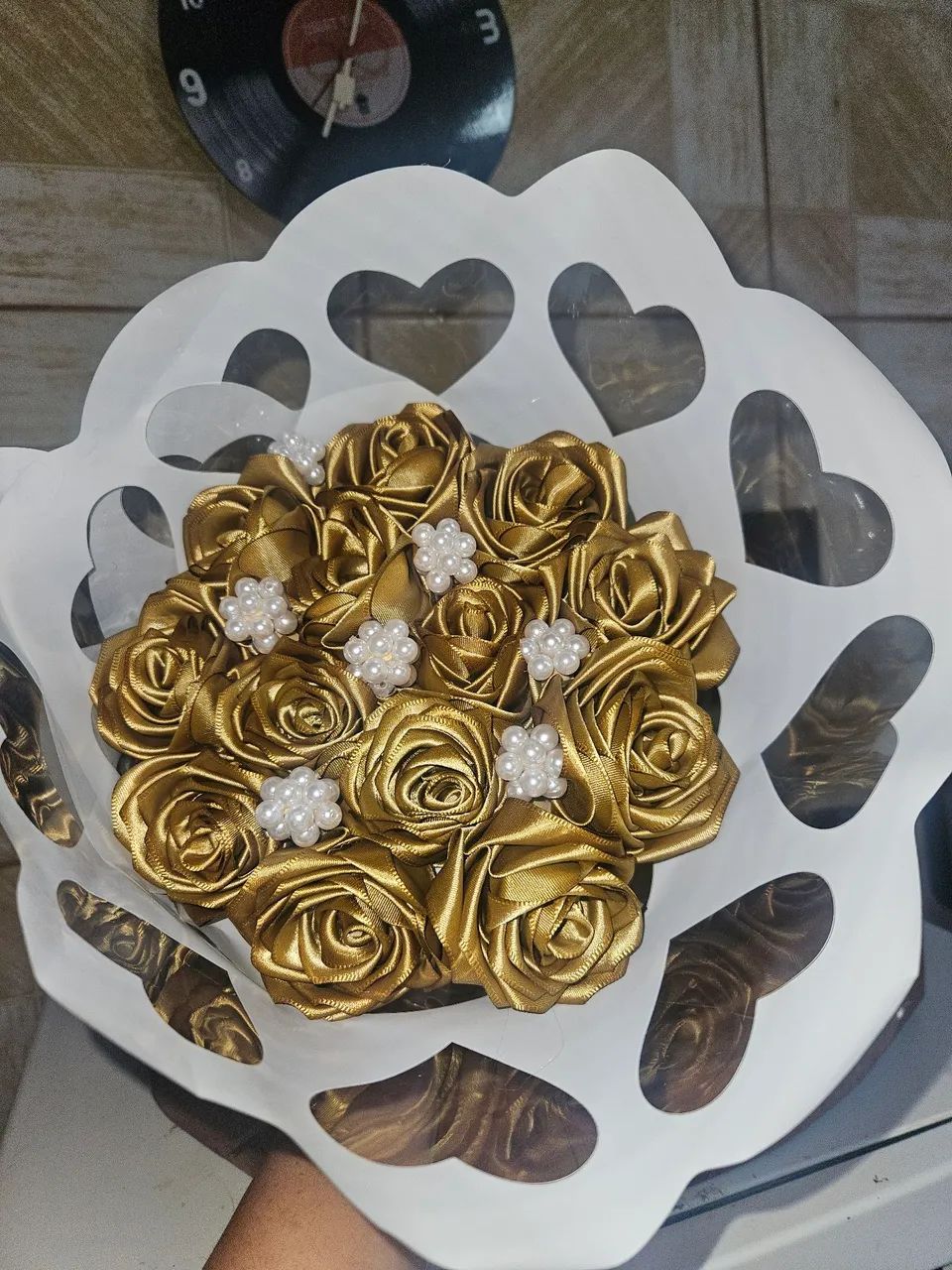 Buquês rosas de cetim  - Foto 4