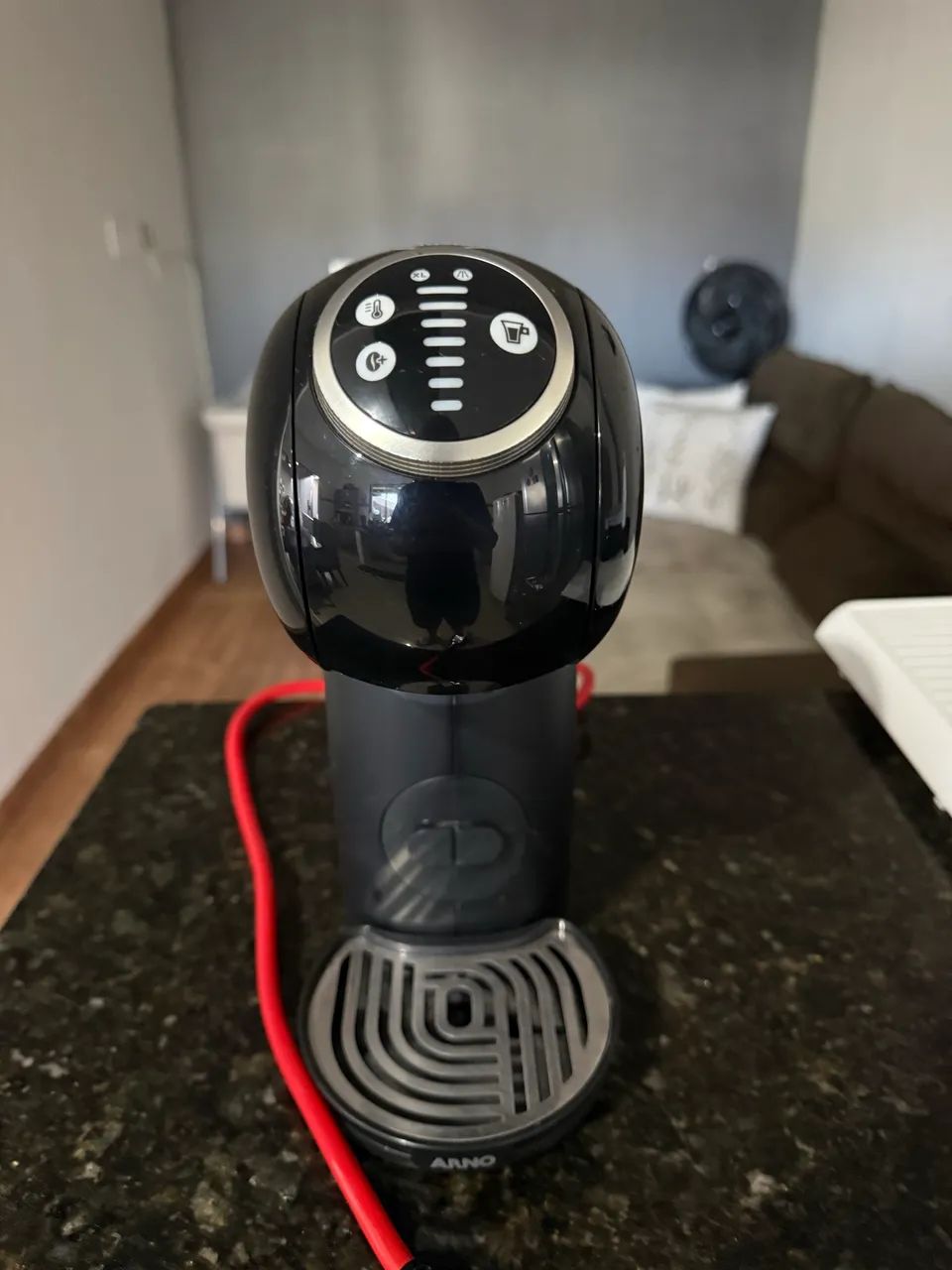Cafeteira dolce gusto plus nova