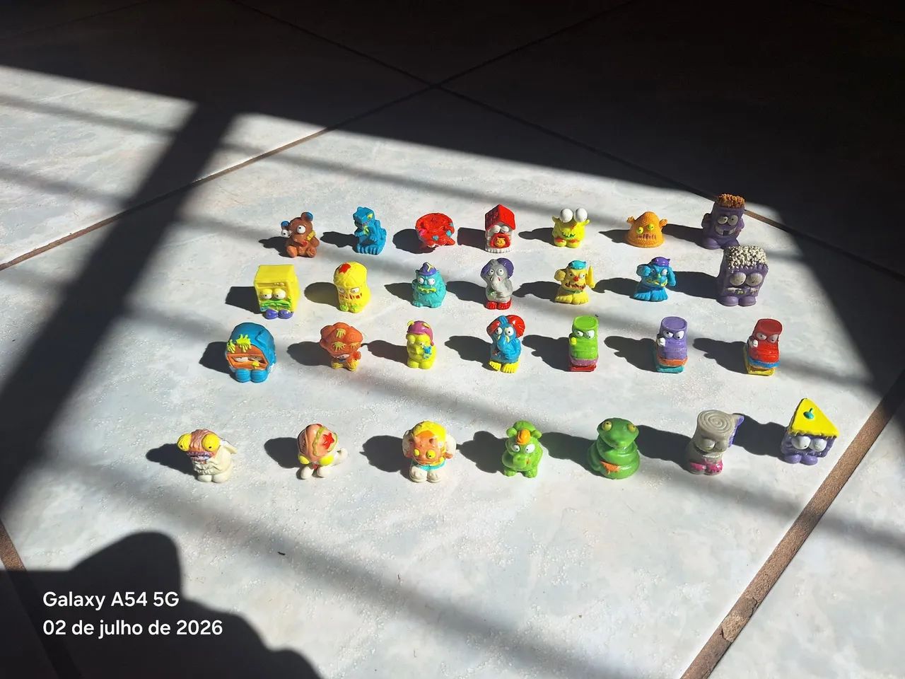 COLEÇÃO DE TRASH PACKS / MINI FIGURINHAS COLECIONÁVEIS