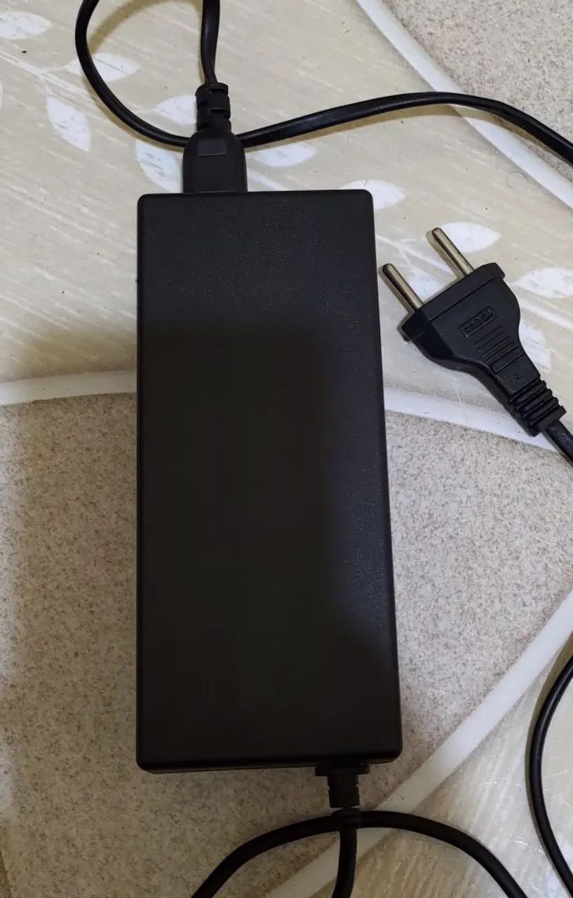 Fonte 12v 5.5Amp Som altomotivo, pequenos motores e pequenos projetos  - Foto 3