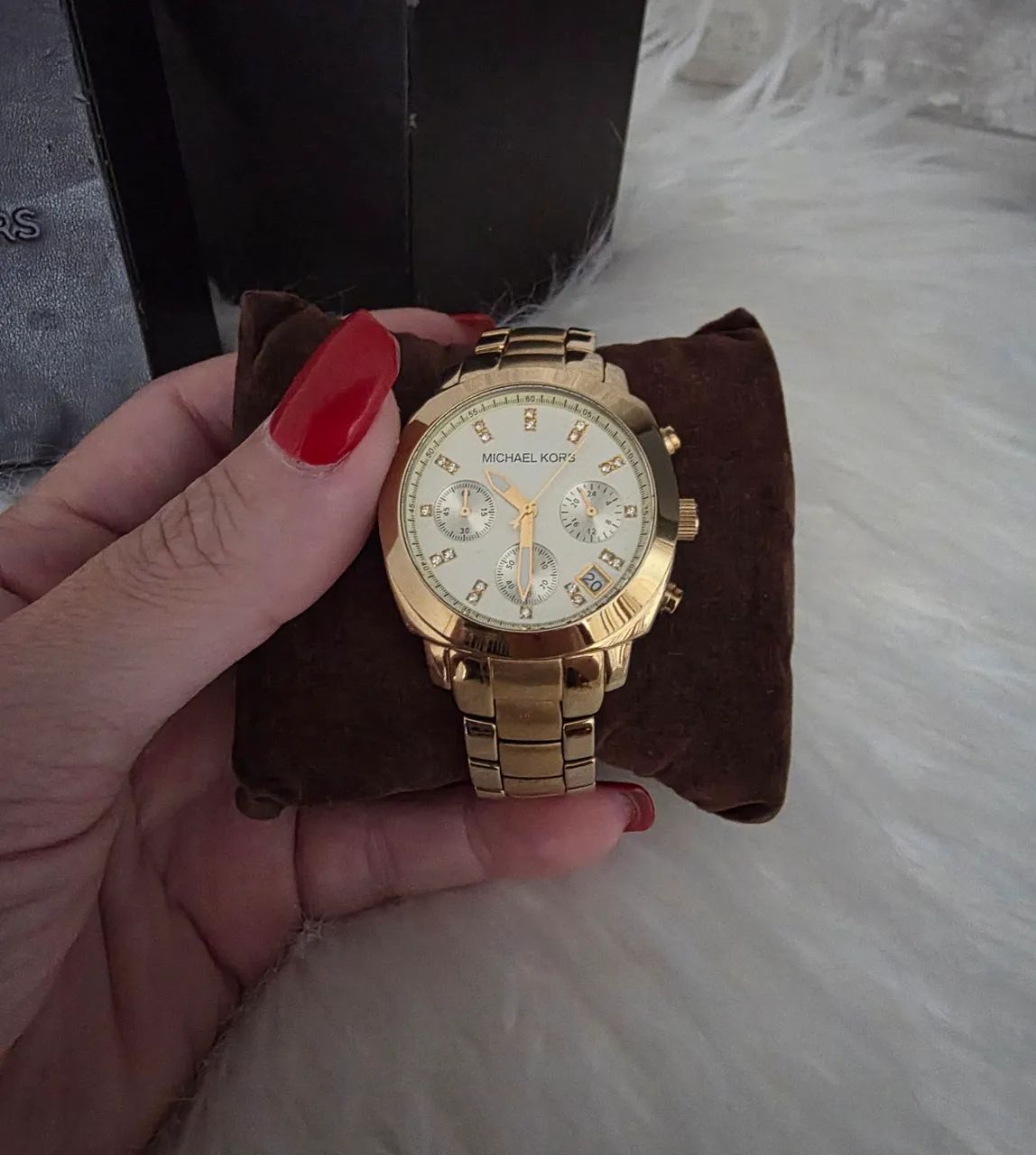Rel ógio Michael Kors dourado - Foto 2