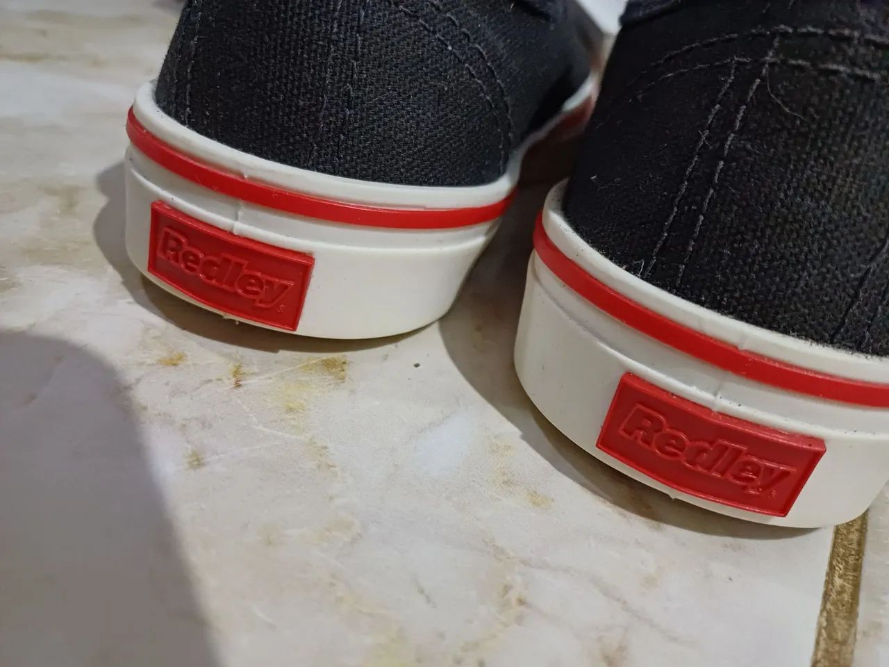 Vendo tênis original da Redley  - Foto 3