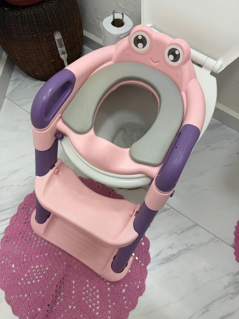 Redutor de Assento Infantil com Escada - Dobrável - Foto 2