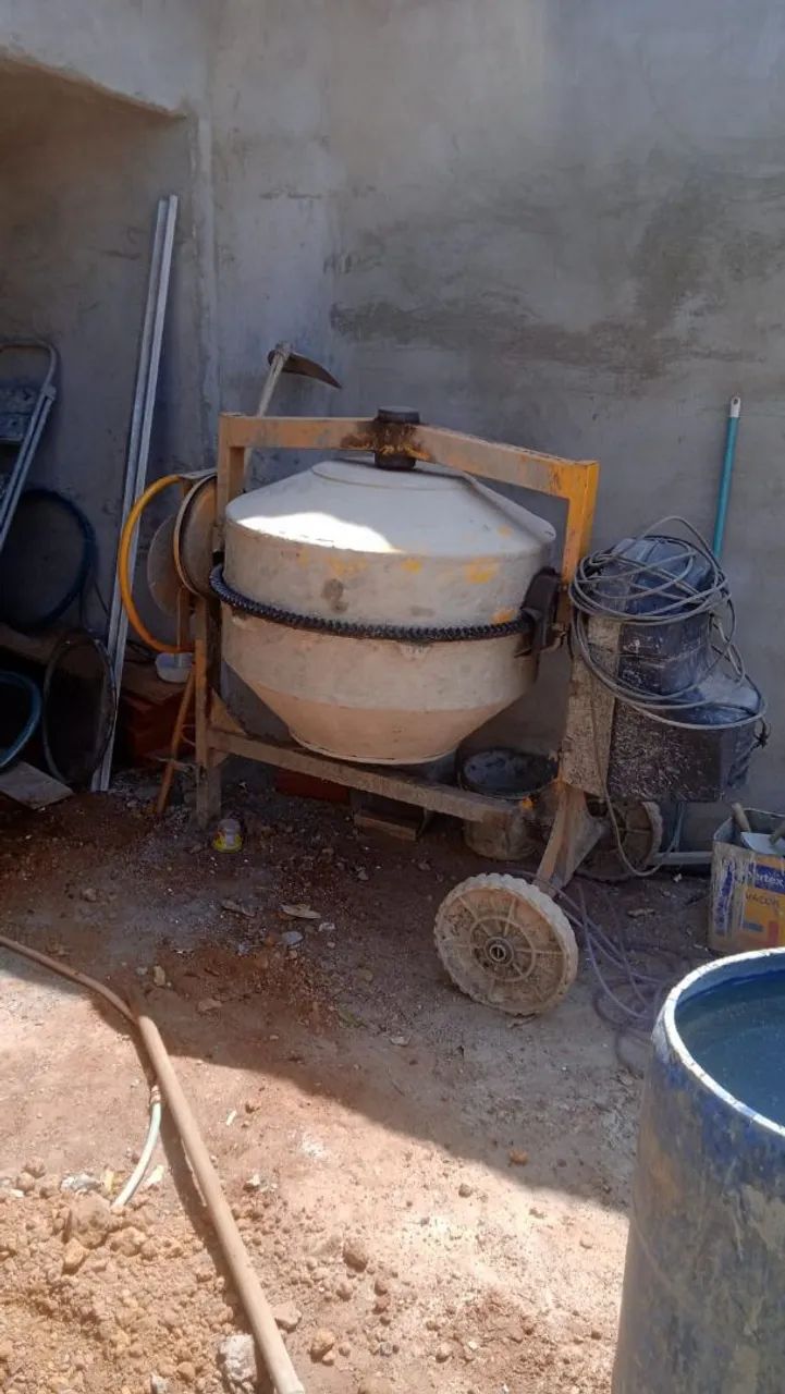Vende se betoneira  - Foto 3