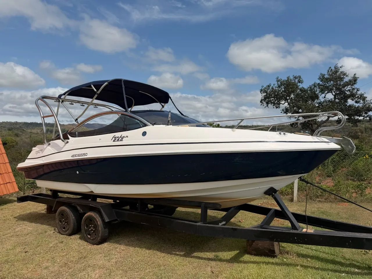 Lancha Focker 240