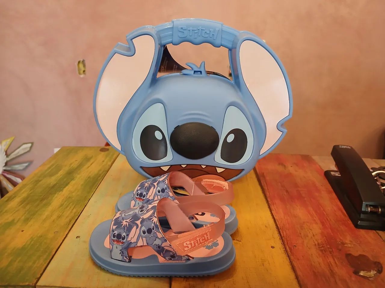 Maleta e papete  do Stitch 