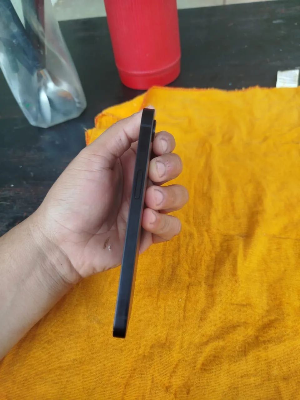 iPhone 16 E - Foto 4