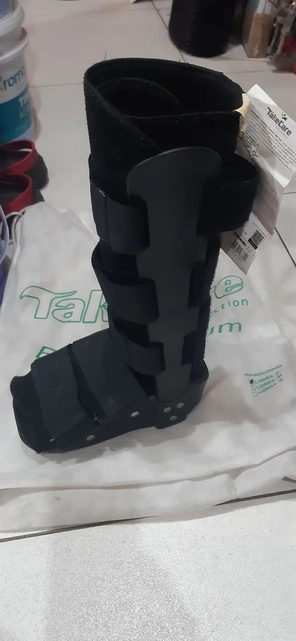 Bota ortopédica seminova 