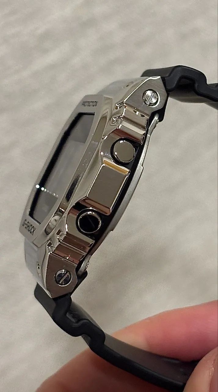Casio G-Shock GM5600 GM5600U1DR - Foto 3
