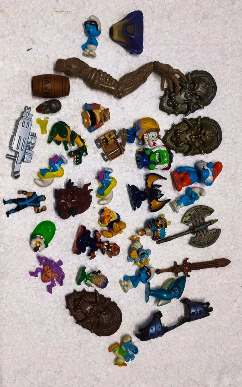 Lote miniaturas de boneco 