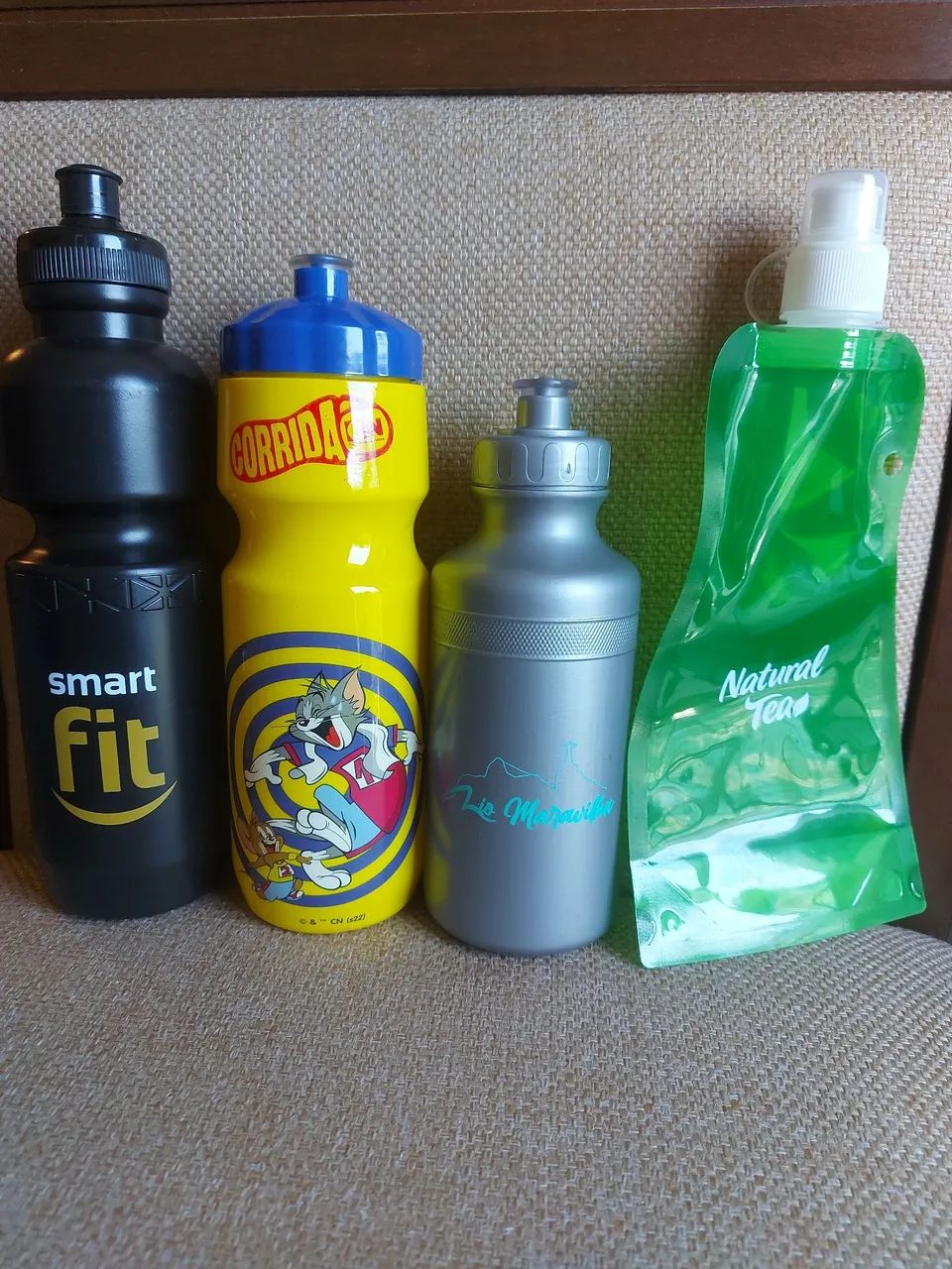 Kit 3 Garrafas de Água - Corrida e Academia  - Foto 5