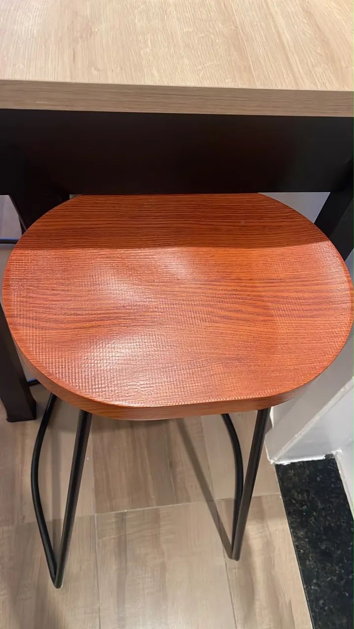 Bancada Decorativa + Banquetas  - Foto 2