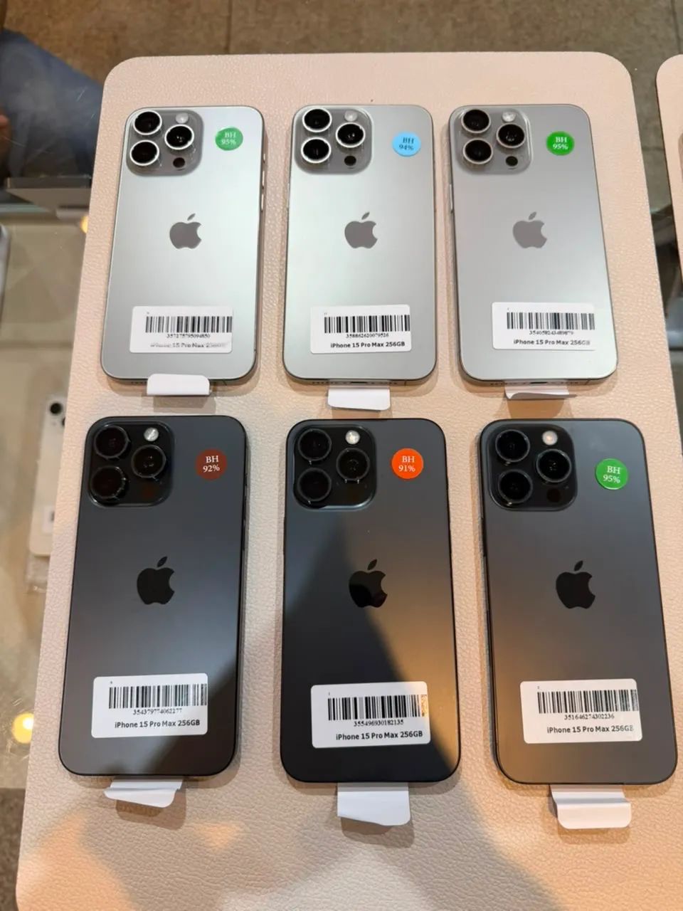 Iphone 15 Pro Max - Foto 2