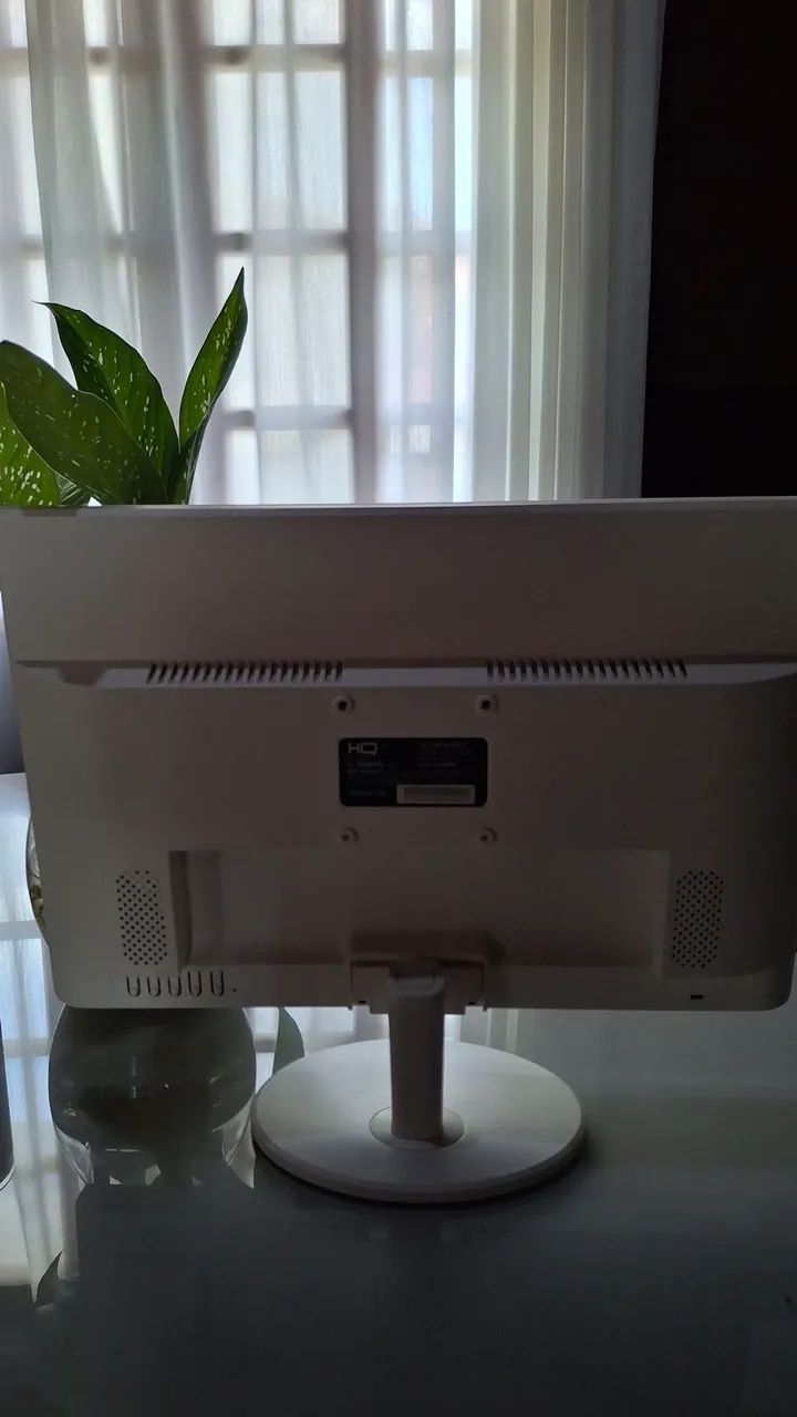 Monitor LED 19 - HQ Screen - Funcionando Perfeitamente  - Foto 4