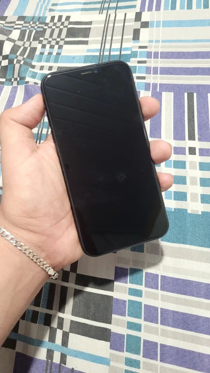 iPhone XR - Original e com Face ID funcionando!