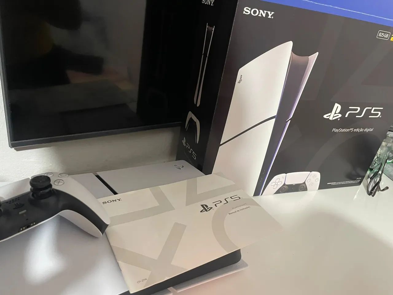 Vende-se combo PS5 + TV 50 polegadas SEMP - Foto 2