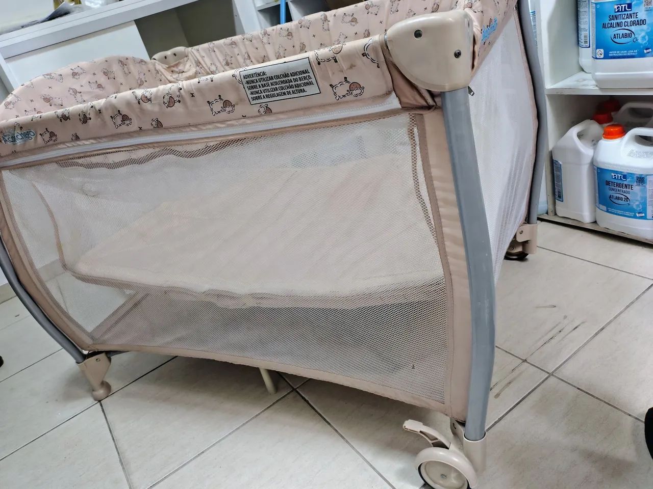 Vendo chiqueirinho Burigotto com colchão - Foto 4