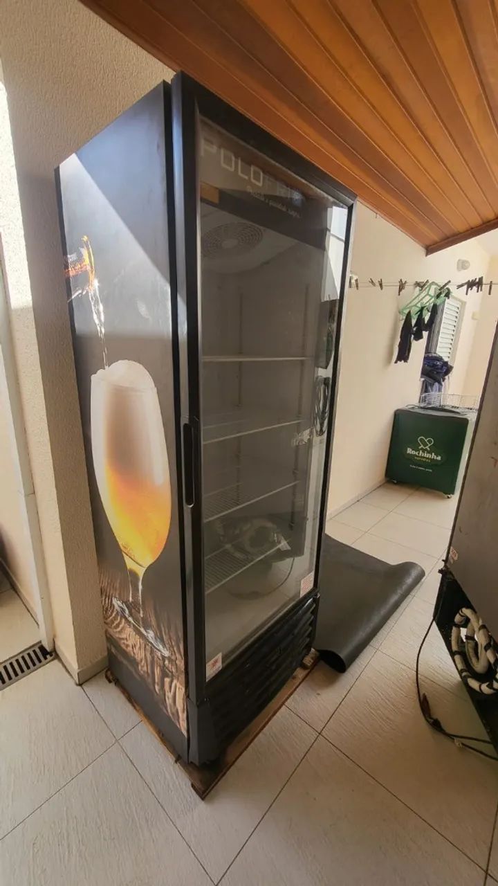 Cervejeira Polo Frio Profissional - Estado de Nova - Porta de Vidro